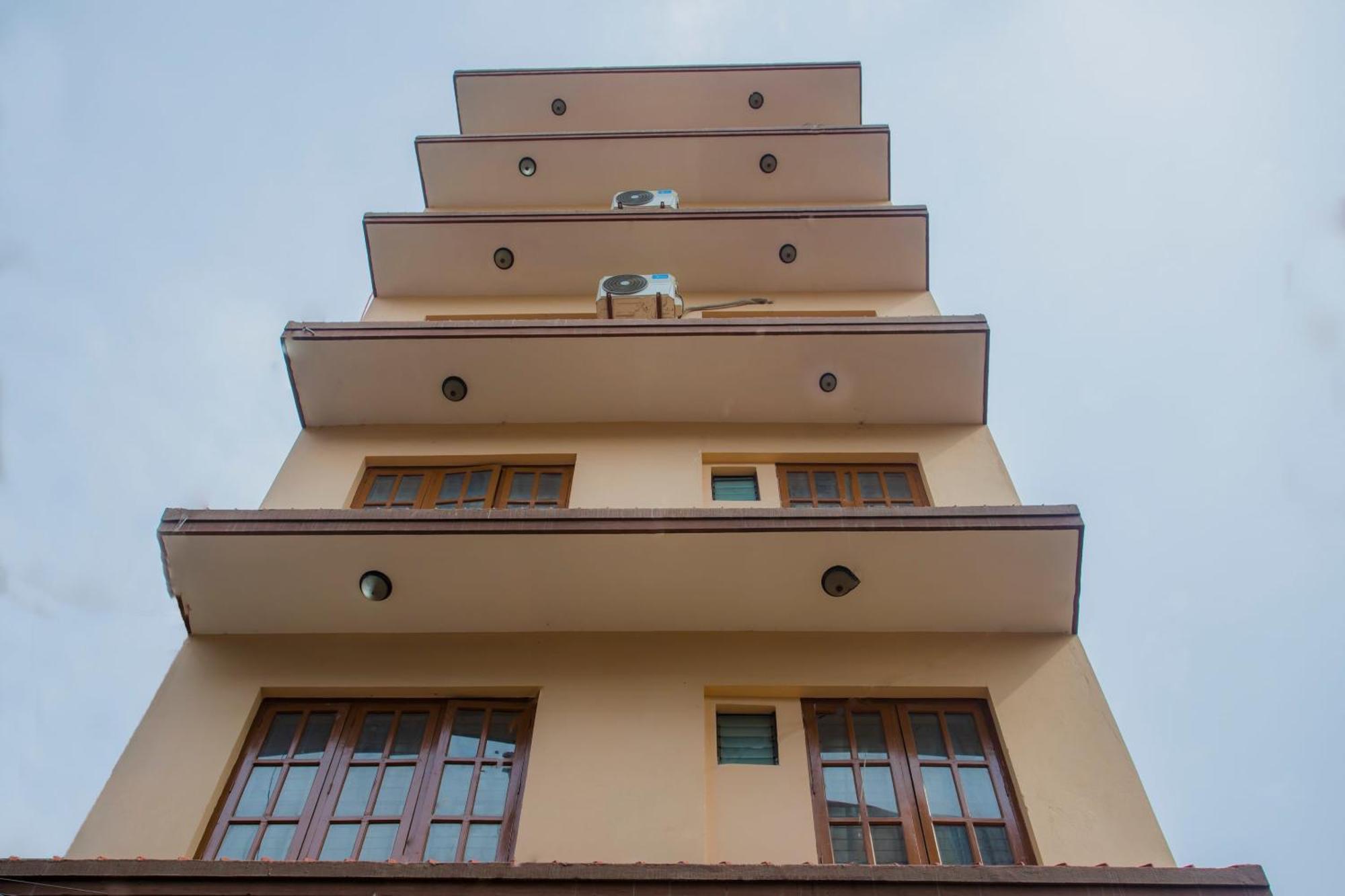 Oyo 297 Hotel Aayam Kathmandu Bagian luar foto