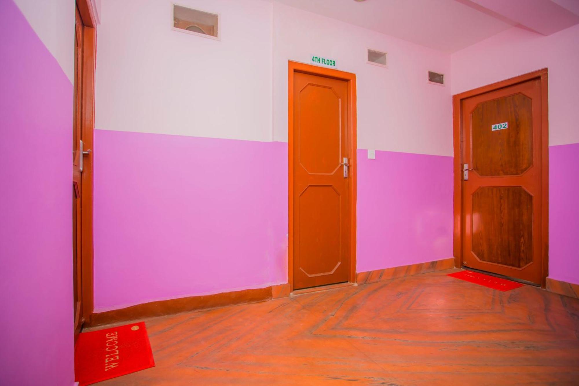 Oyo 297 Hotel Aayam Kathmandu Bagian luar foto