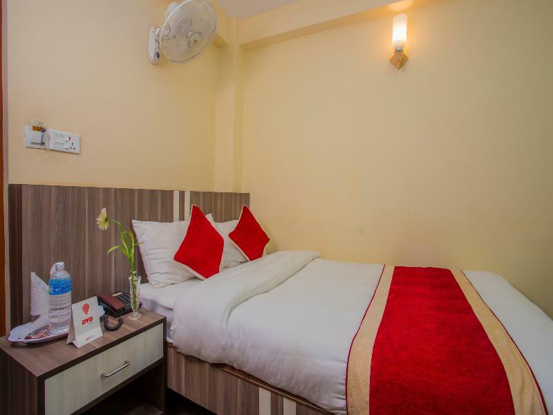 Oyo 297 Hotel Aayam Kathmandu Bagian luar foto