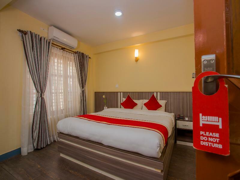 Oyo 297 Hotel Aayam Kathmandu Bagian luar foto